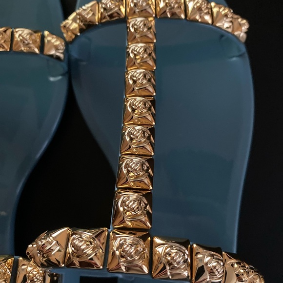 Stuart Weizmann Rubber  Sandals - Picture 3 of 9